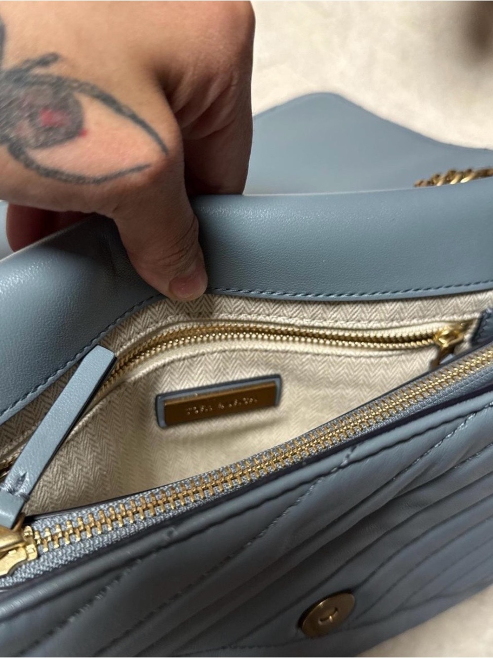 Tory Burch Kira LARGE BAG - Picture 2 of 8